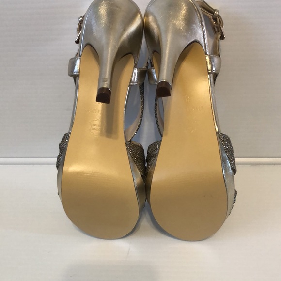 Gold heels with a silver sparkle Sz 8.5 - Picture 10 of 14